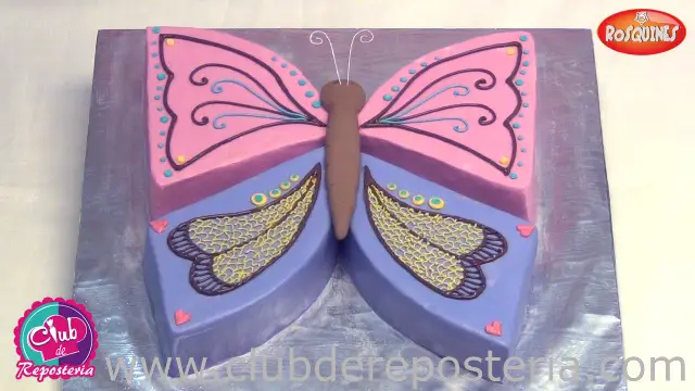 Cómo Hacer una Mariposa con una Torta Redonda - Club de Repostería