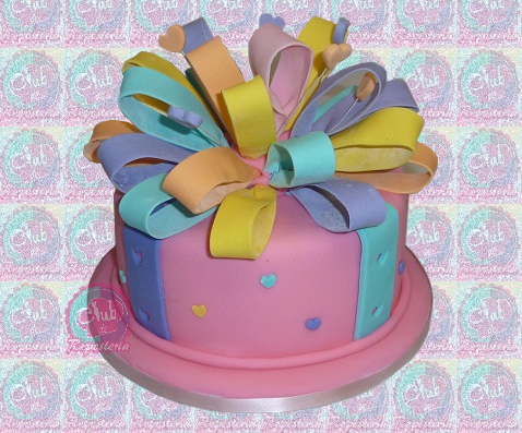 Moña de Bucles para Decorar Tortas y Pasteles 1 Como Hacer una Moña de Pastillaje por Rosa Quintero